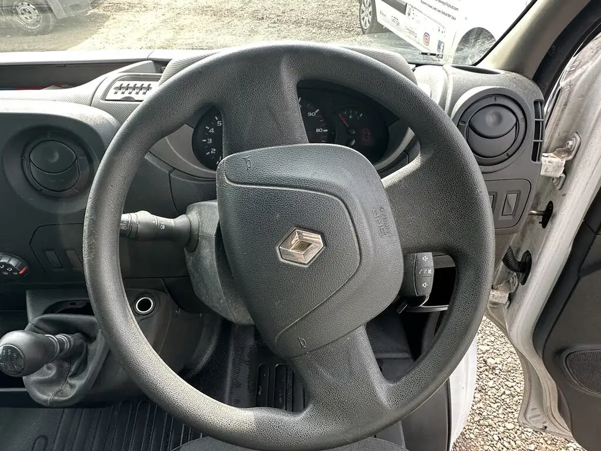 2017-renault-master-23dci-ccll35-125-fwd-chassis-cab-big-20