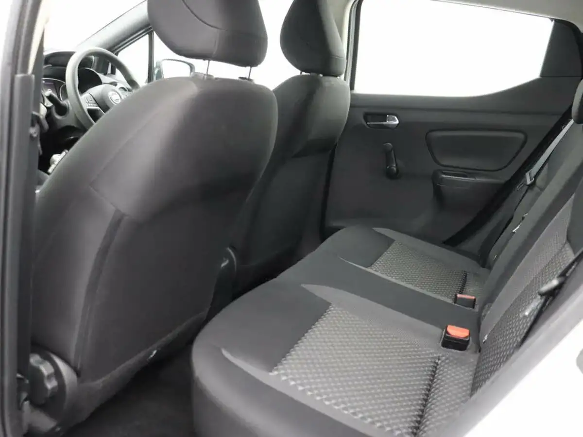 2021-nissan-micra-10-ig-t-acenta-big-16