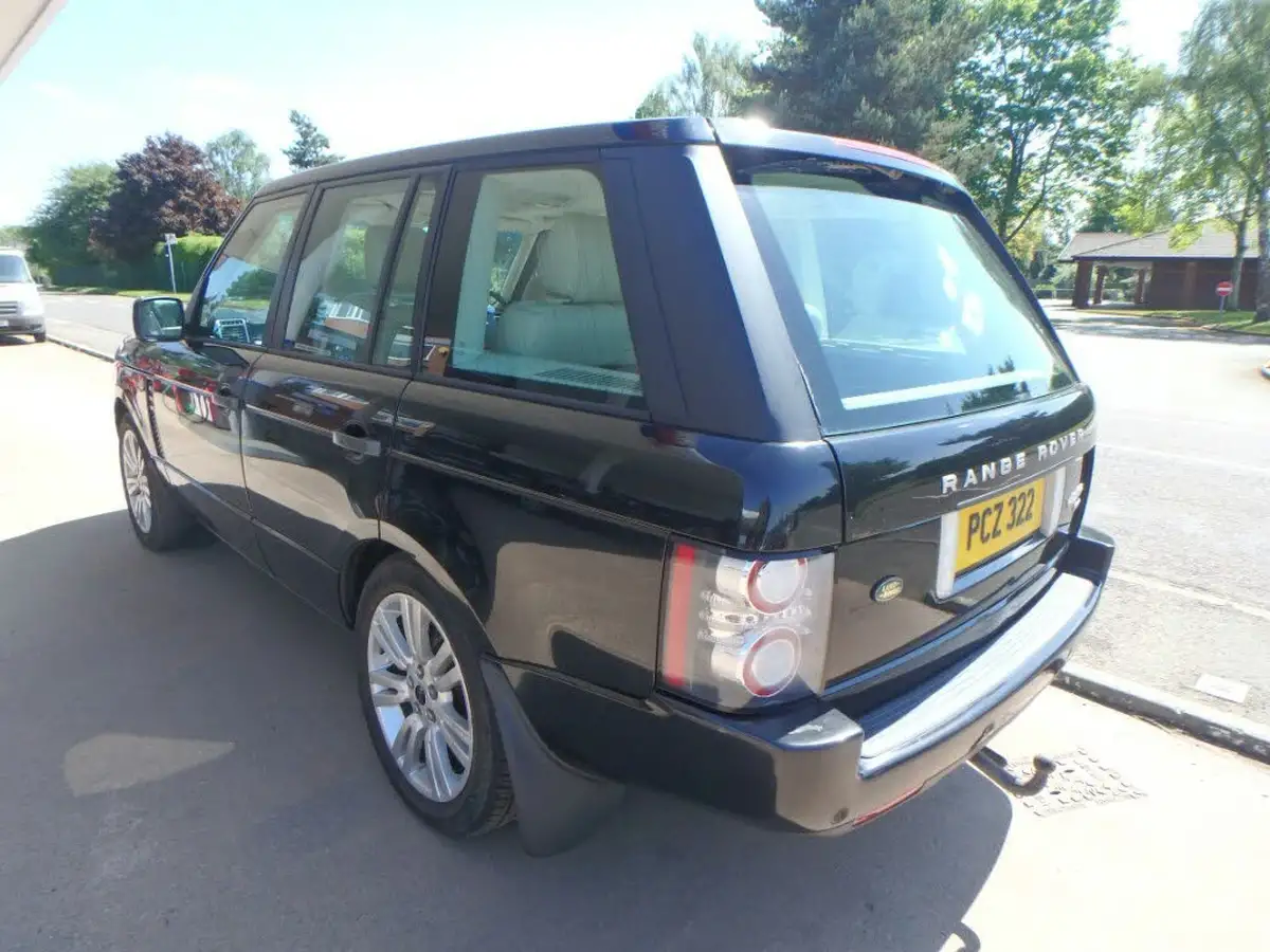 2011-land-rover-range-rover-44td-vogue-se-big-4