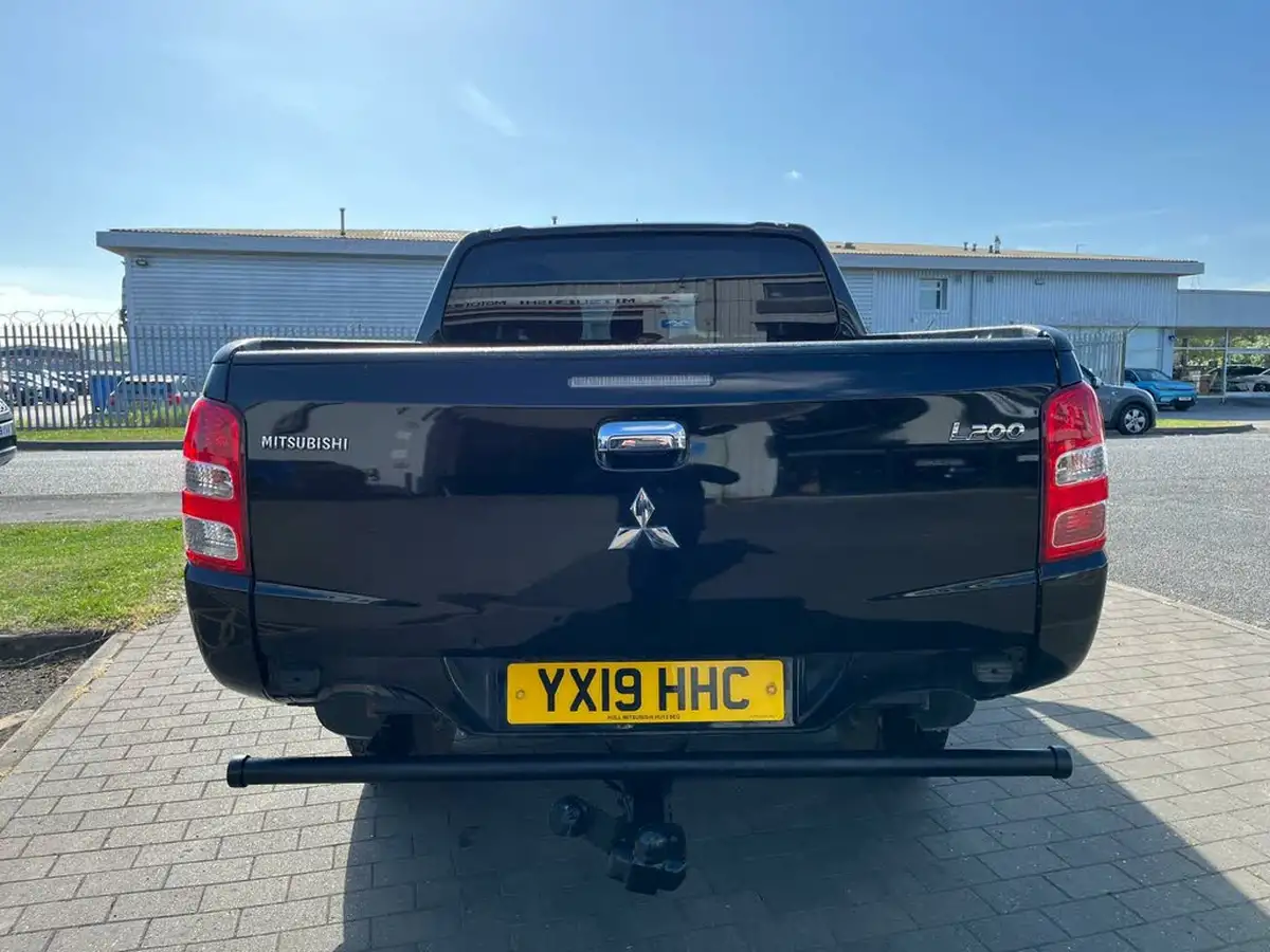 2019-mitsubishi-l200-24di-d-titan-eu6b-big-6