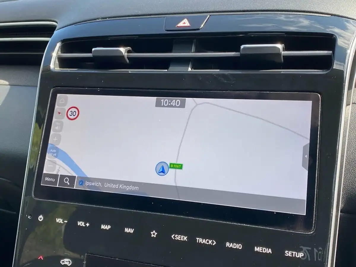 2022-hyundai-tucson-16-t-gdi-se-connect-150ps-big-3