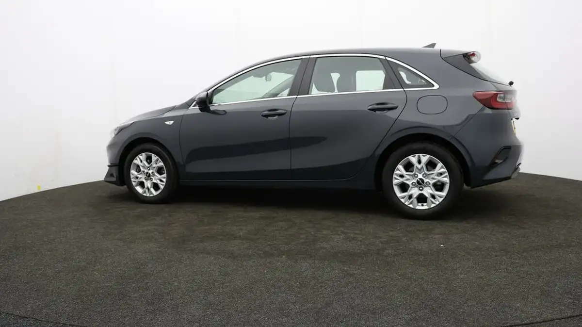 2021-kia-ceed-10-t-gdi-2-hatchback-big-63