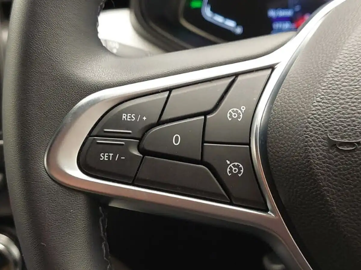 2021-renault-clio-10-tce-s-edition-90ps-big-17