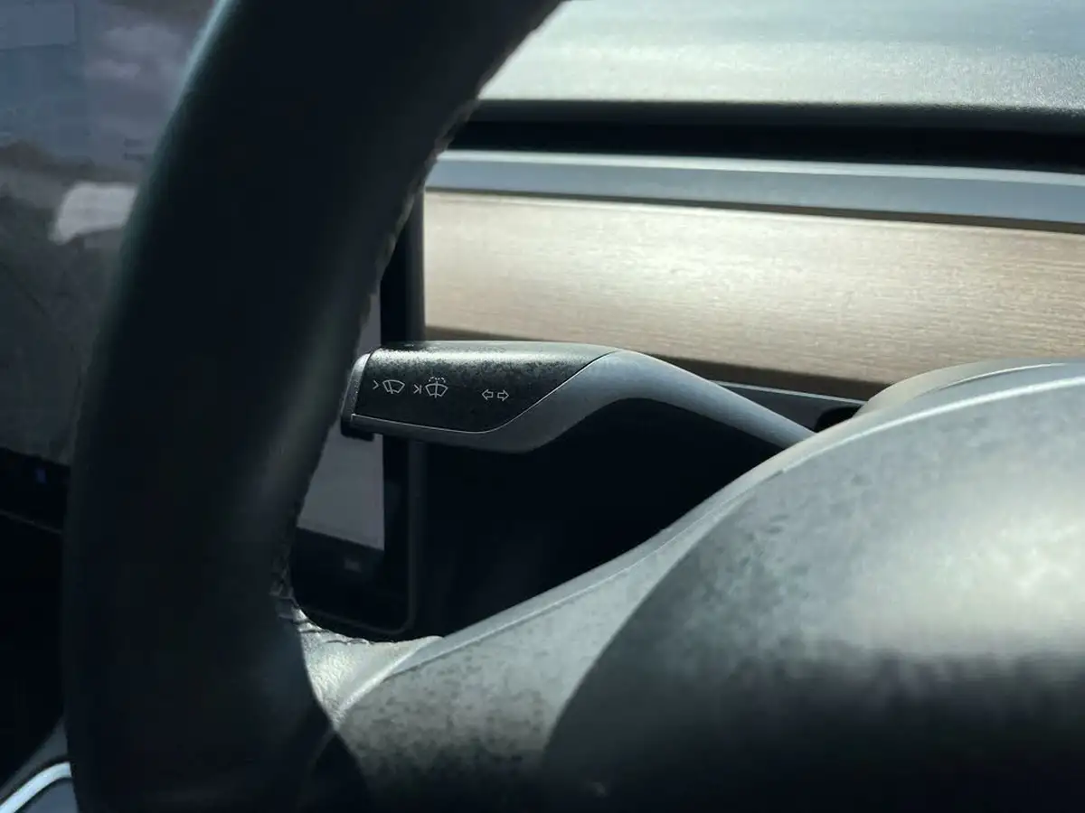 2021-tesla-model-3-e-standard-plus-big-19