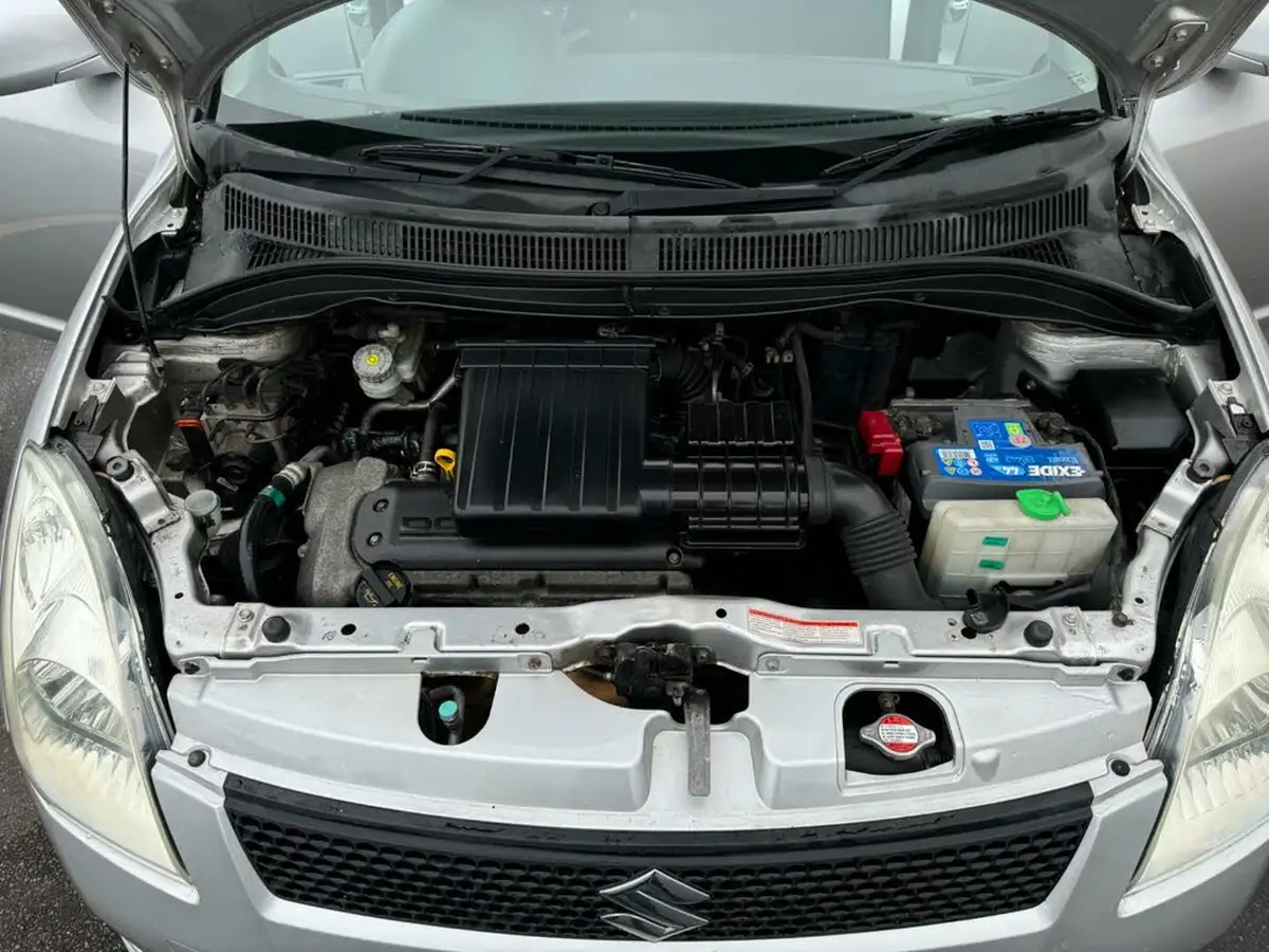 2007-suzuki-swift-15-glx-5d-big-42