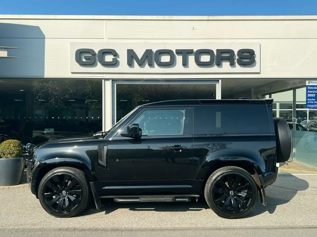 2021-land-rover-90-defender-30-d250-xs-edition-big-2