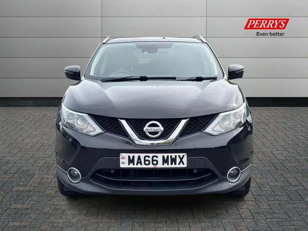 2016-nissan-qashqai-15dci-tekna-big-3