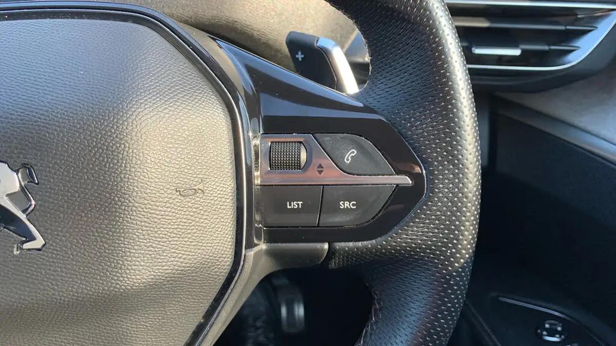 2022-peugeot-3008-suv-16-puretech-gt-premium-300bhp-4wd-hybrid4-e-eat8-big-23