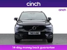 2020-volvo-xc40-20td-d3-r-design-small-1
