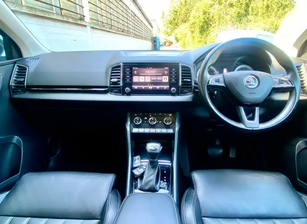 2018-skoda-karoq-15-tsi-se-l-ss-dsg-big-24