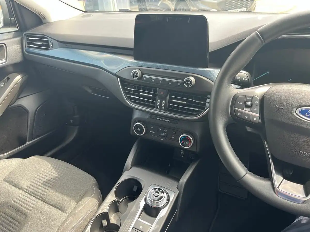 2020-ford-focus-10t-active-edition-125ps-estate-auto-big-13