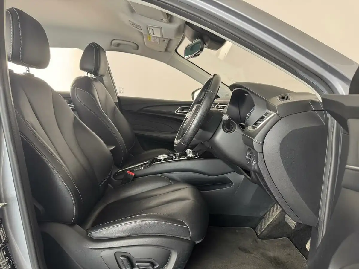 2021-mg-mg5-e-exclusive-ev-long-range-big-11