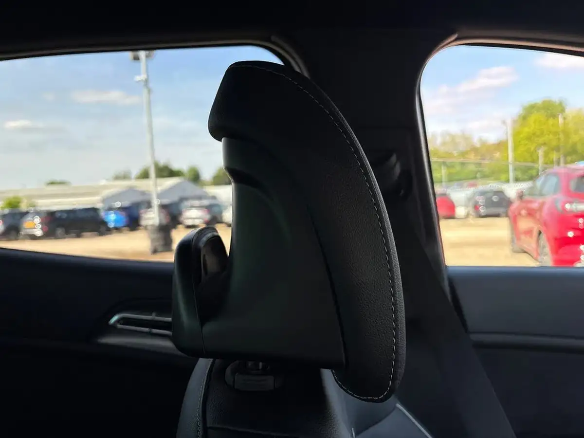 2024-kia-sportage-16-t-gdi-gt-line-157bhp-48v-big-33