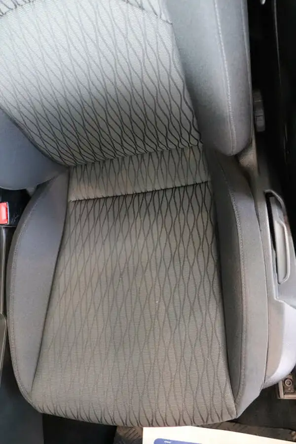 2016-seat-leon-16tdi-ecomotive-se-tech-pack-hatchback-big-44