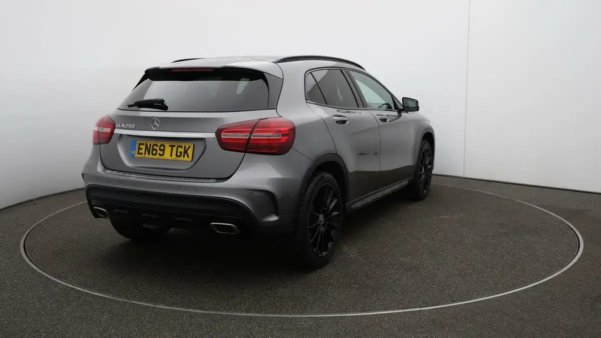 2020-mercedes-benz-gla-class-16-gla-200-amg-line-edition-plus-7g-dct-big-49