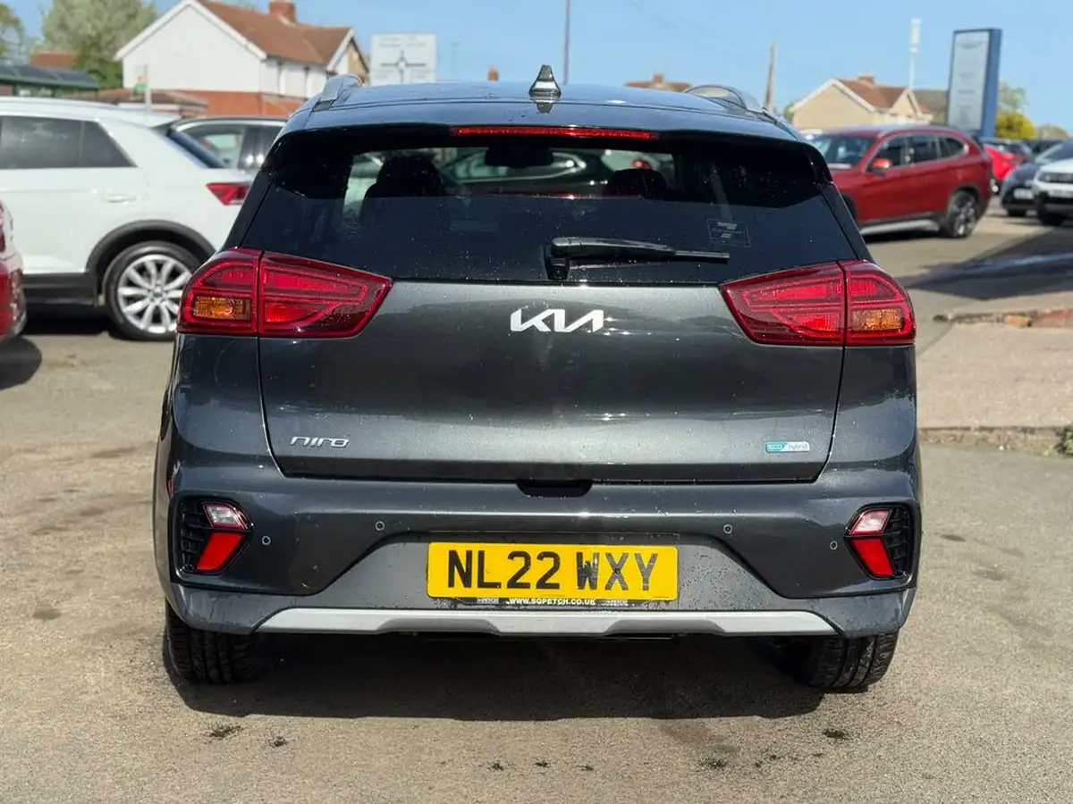 2022-kia-niro-16-gdi-2-139bhp-156kwh-big-6