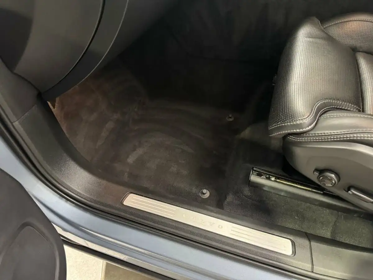 2018-volvo-xc60-20-t8-inscription-pro-390bhp-twin-engine-big-65