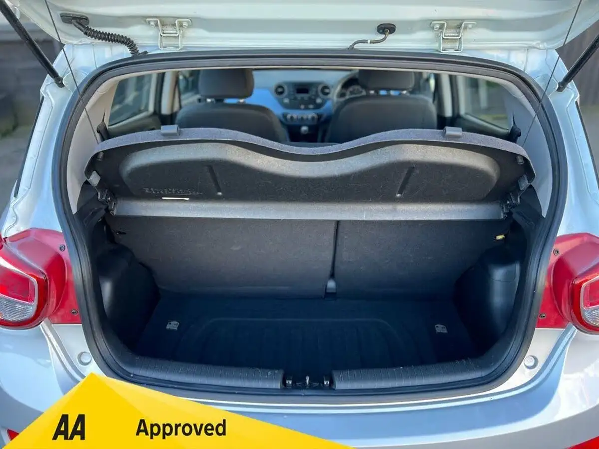 2014-hyundai-i10-12-se-auto-big-10