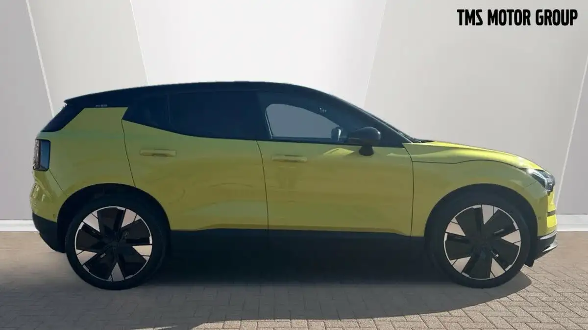 2024-volvo-ex30-e-twin-ultra-big-2