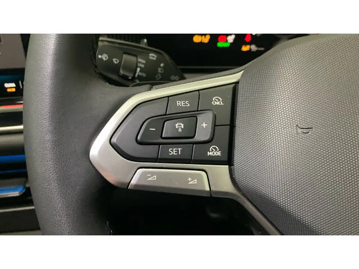 2025-volkswagen-tiguan-15-etsi-life-150ps-big-16