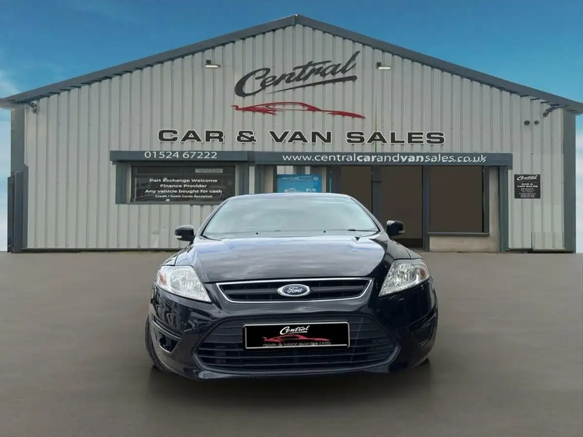 2012-ford-mondeo-20tdci-edge-140-hatchback-big-35
