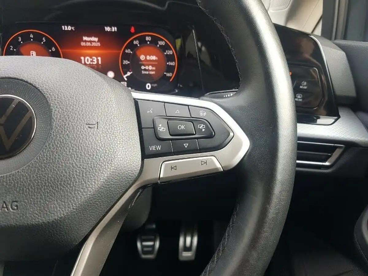 2021-volkswagen-golf-15-tsi-active-150ps-big-12