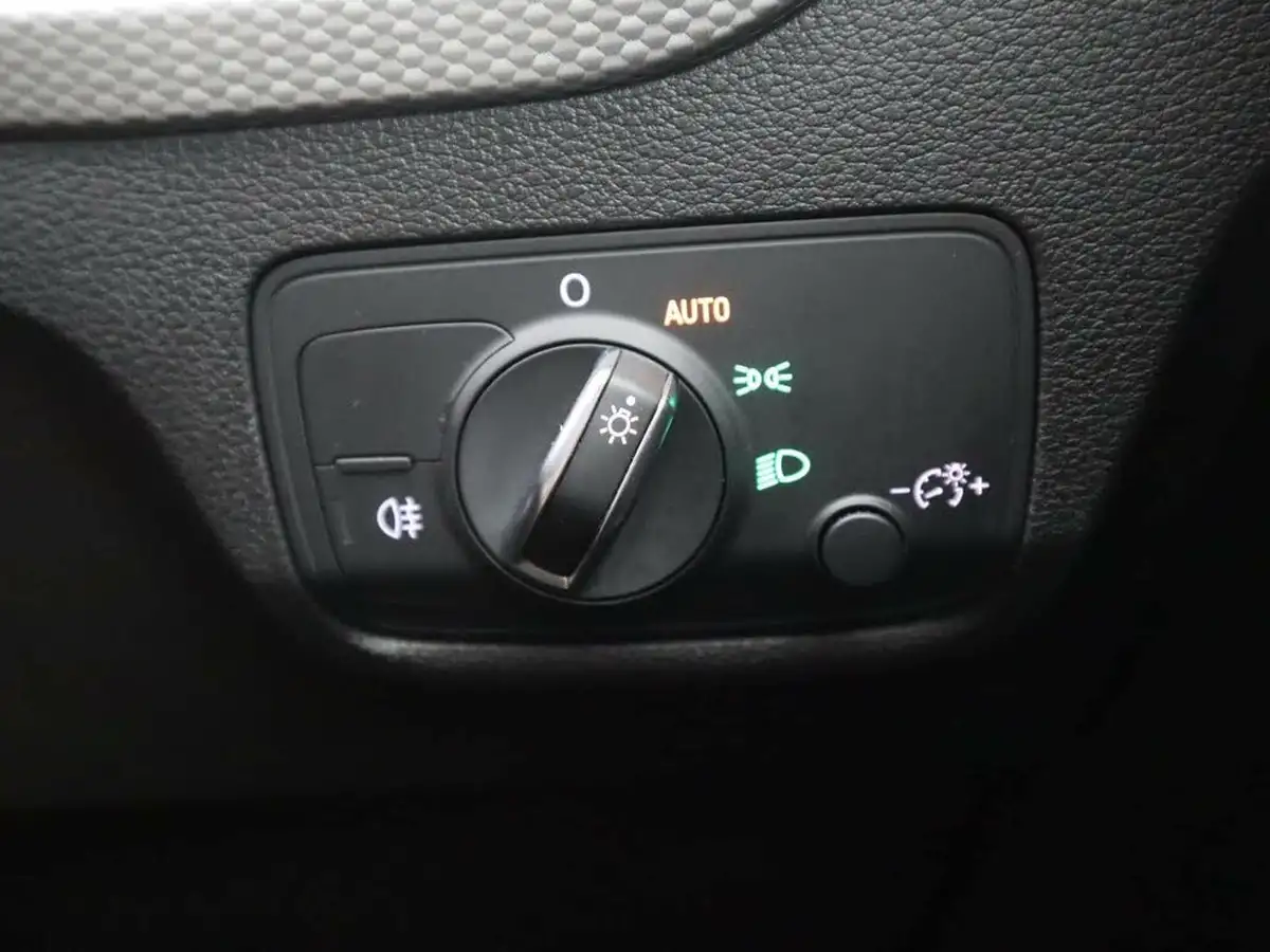 2021-audi-q2-20-30-tdi-technik-s-tronic-big-26