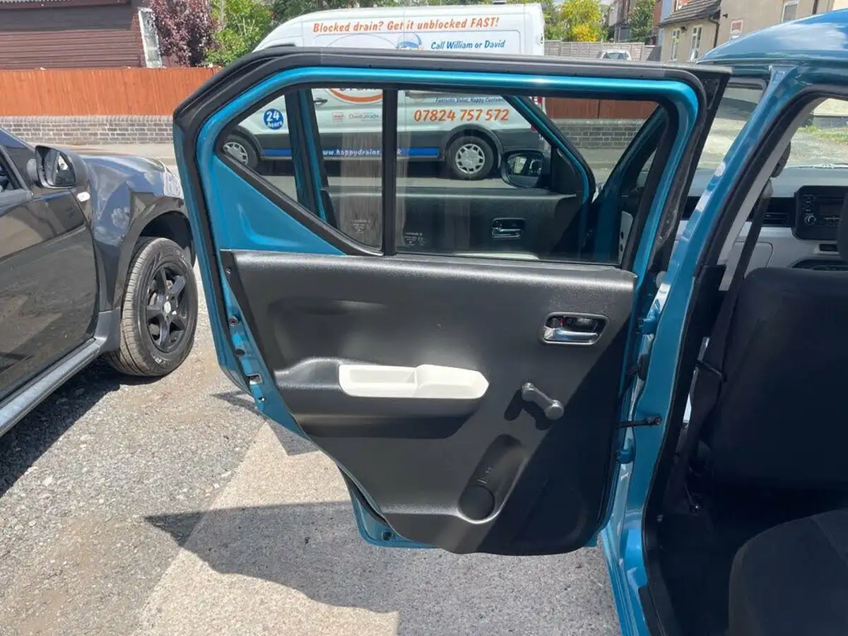 2017-suzuki-ignis-12-dualjet-sz3-big-36