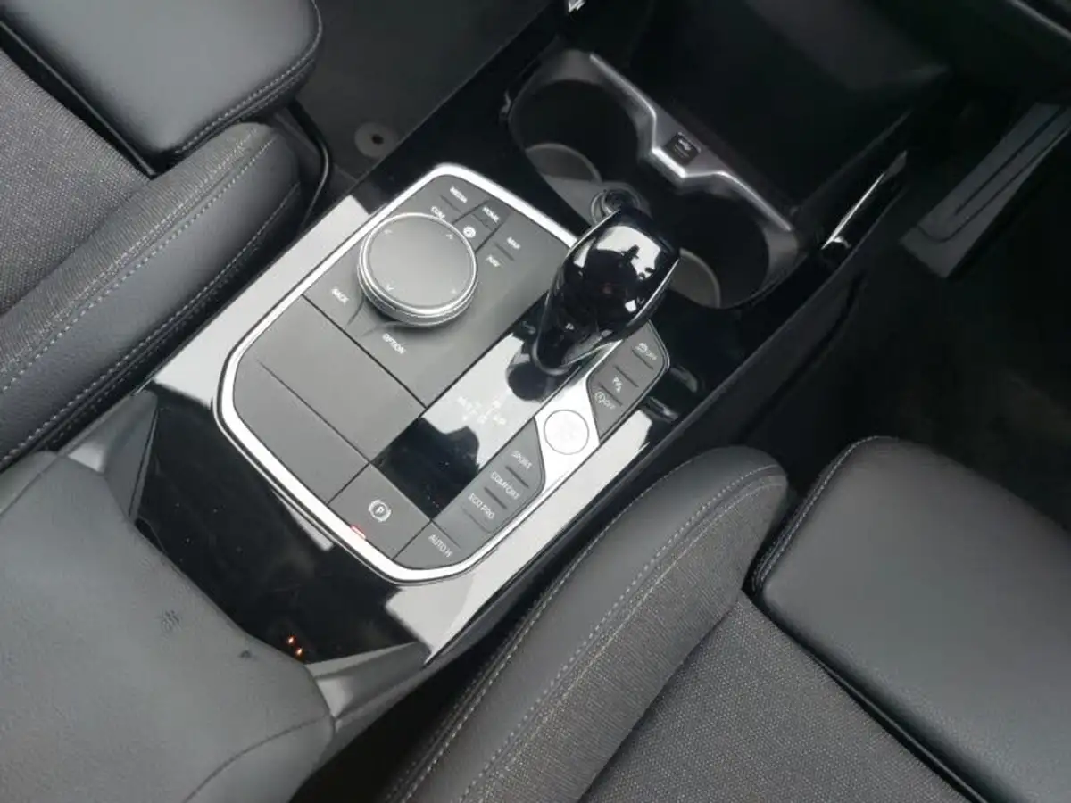 2024-bmw-1-series-15-118i-sport-dct-big-9