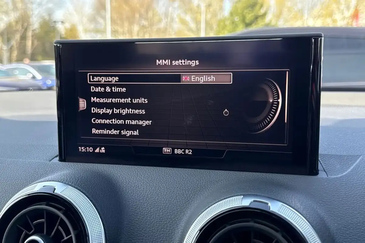 2024-audi-q2-15-35-tfsi-sport-s-tronic-big-30