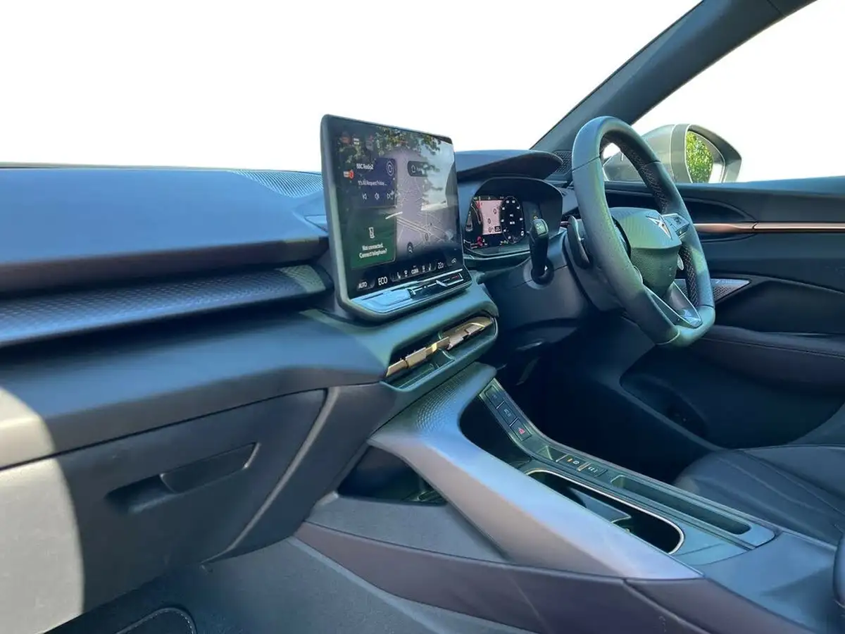 2025-cupra-terramar-15-e-hybrid-vz-first-edition-big-7