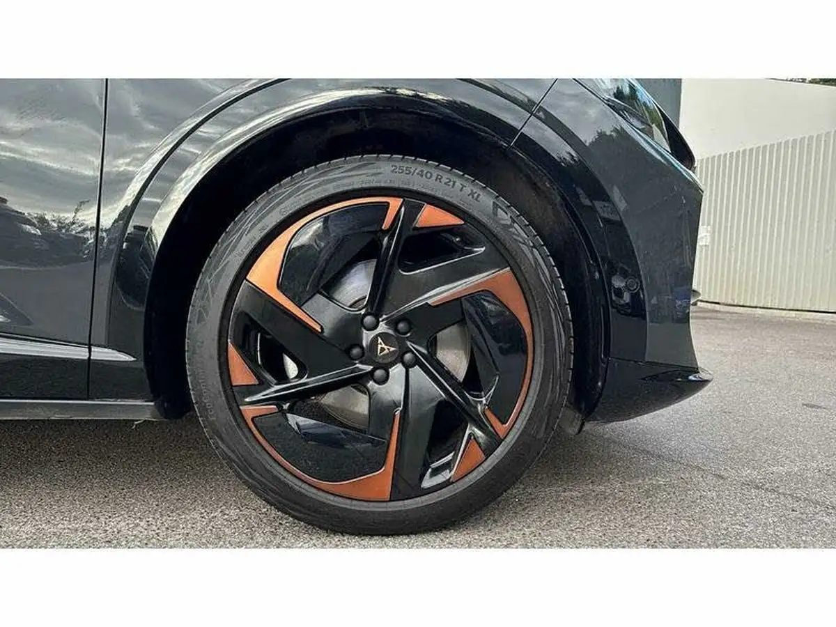 2024-cupra-tavascan-e-v2-big-4