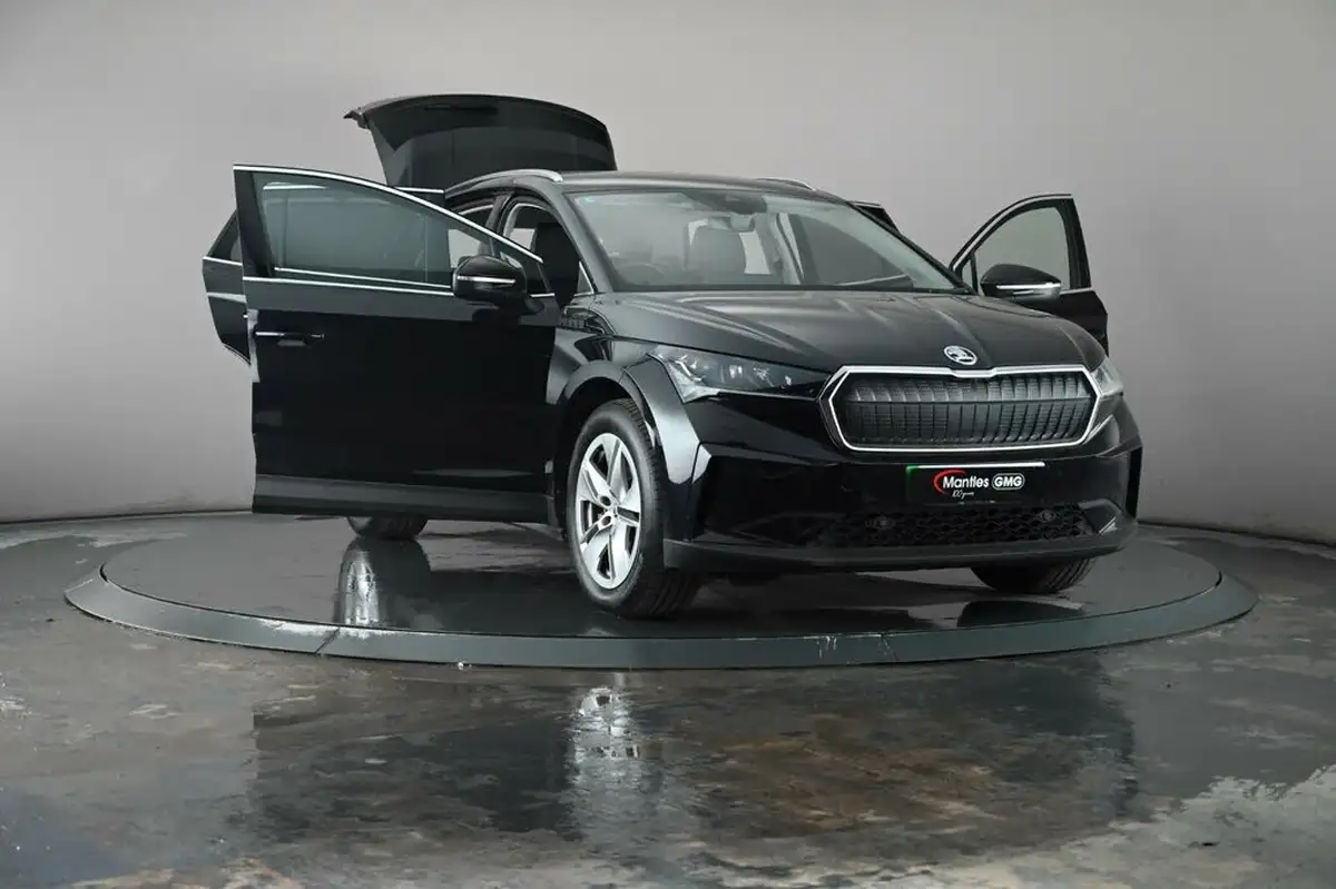 2023-skoda-enyaq-e-80-82-kwh-station-wagon-big-31