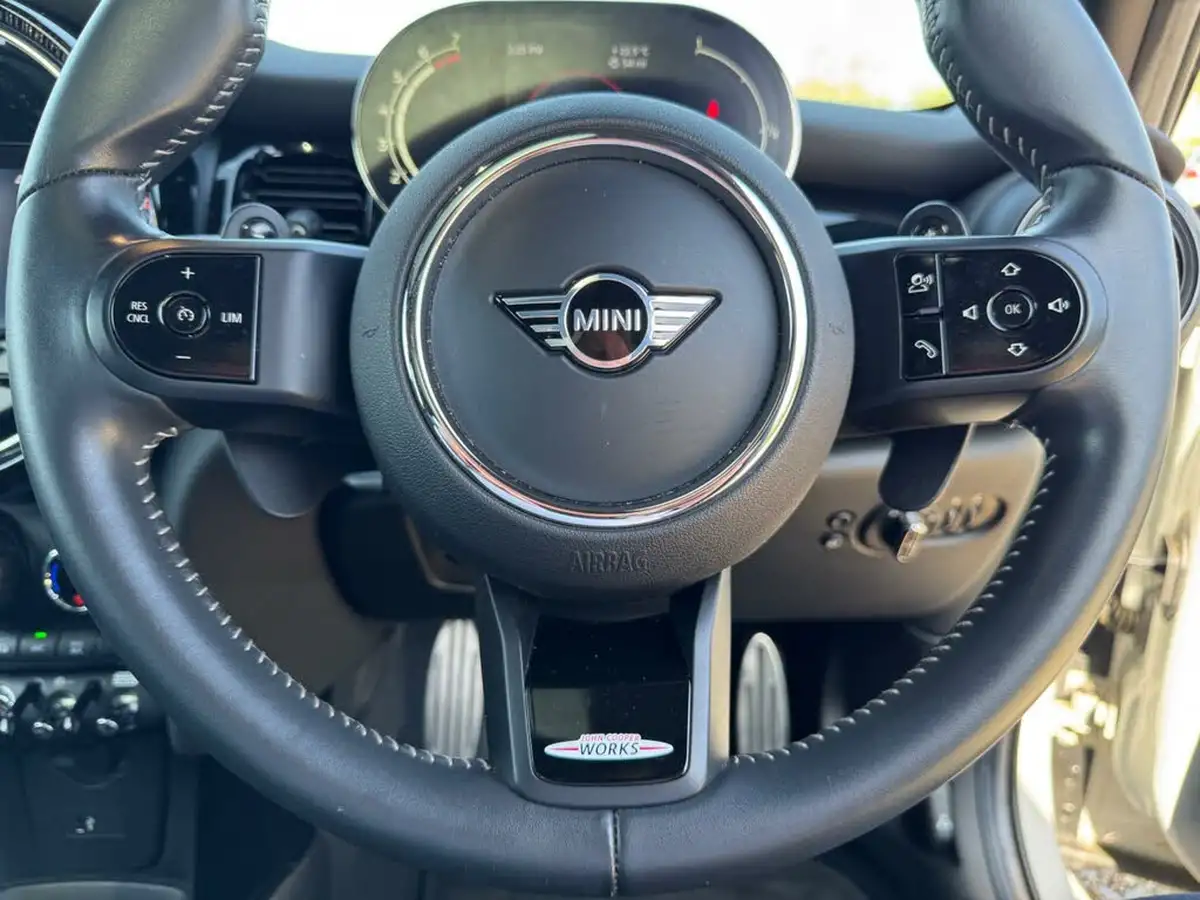 2022-mini-cooper-20-cooper-s-sport-hatchback-5d-auto-big-35