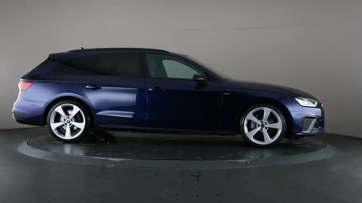 2021-audi-a4-avant-20-40-tfsi-black-edition-204ps-big-52
