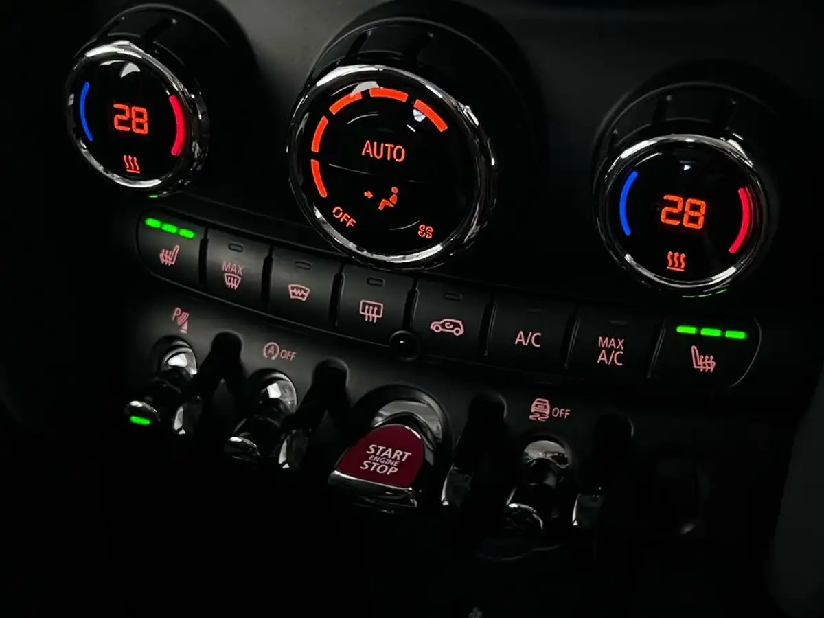 2022-mini-cooper-15-cooper-classic-hatchback-5d-big-27