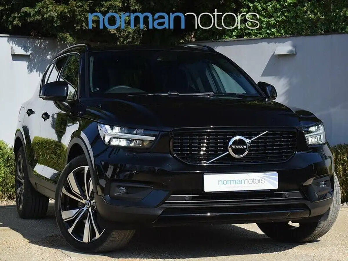 2022-volvo-xc40-15-t5-r-design-pro-big-0