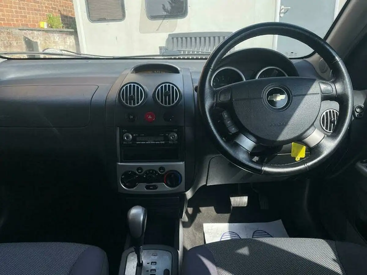 2008-chevrolet-kalos-14-sx-auto-big-9