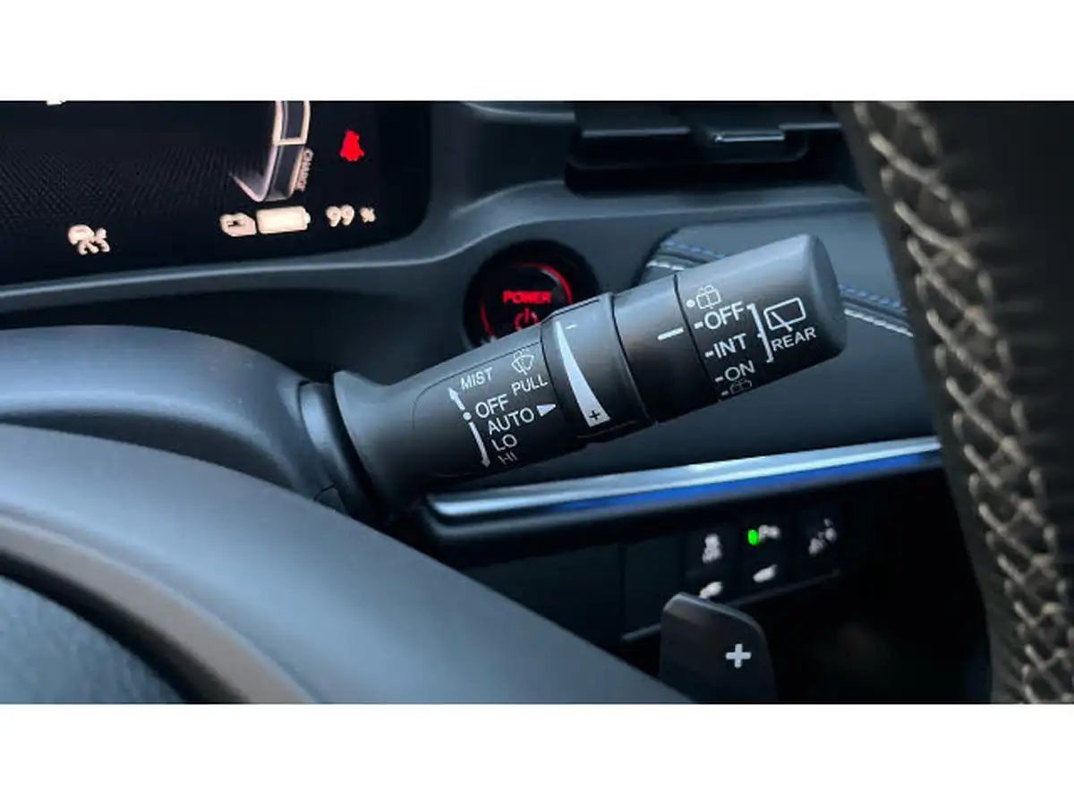 2023-honda-eny1-e-advance-big-35