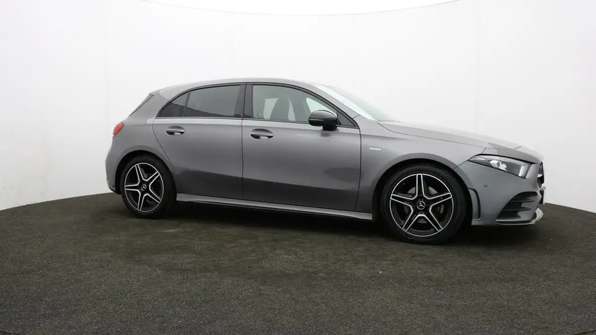 2022-mercedes-benz-a-class-13-a180-amg-line-executive-edition-hatchback-5d-7g-dct-big-43