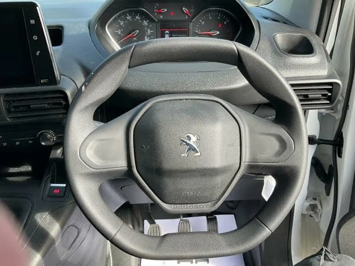 2022-peugeot-partner-15-bluehdi-1000-professional-premium-100pseu6d-big-16