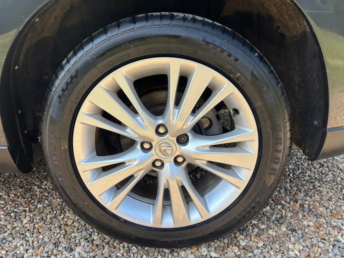 2009-lexus-rx-450h-35-se-i-big-39