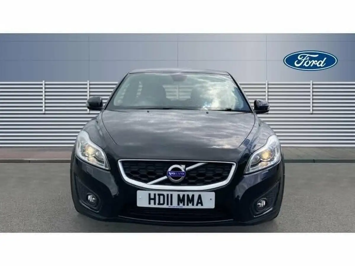 2011-volvo-c30-16d-d2-se-big-2