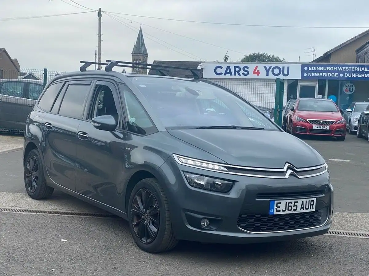 2015-citroen-grand-c4-picasso-16bluehdi-exclusive-eat6-big-0