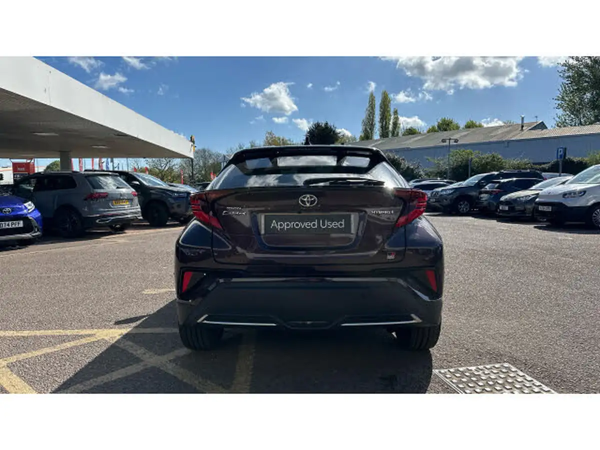 2023-toyota-c-hr-18-vvt-i-gr-sport-big-18