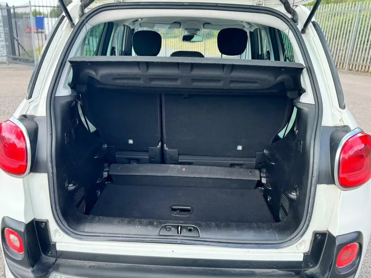 2014-fiat-500l-13-multijet-trekking-ss-dualogic-big-18
