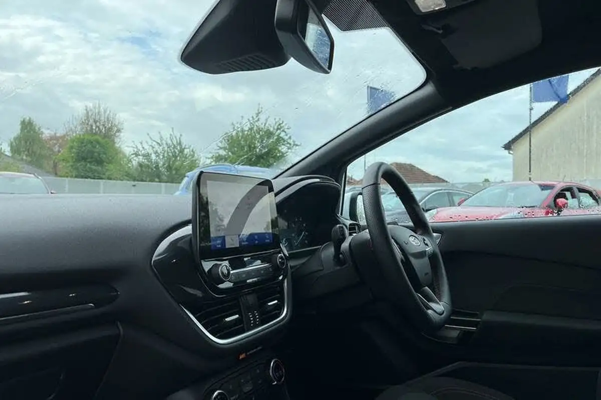 2022-ford-fiesta-big-17