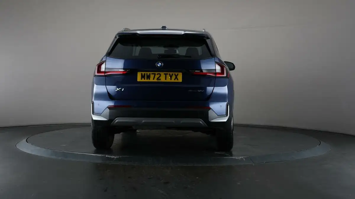 2022-bmw-x1-20td-sdrive18d-sport-steptronic-big-34