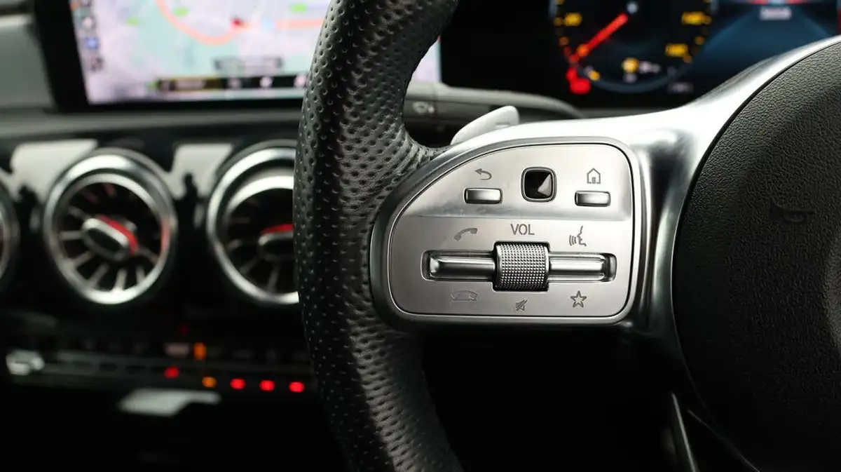 2020-land-rover-range-rover-evoque-15-p300e-r-dynamic-hse-309ps-1498cc-big-20
