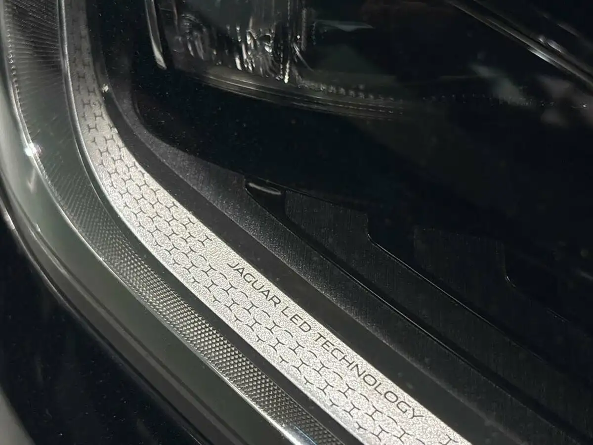 2020-jaguar-xe-20d-r-dynamic-s-big-60